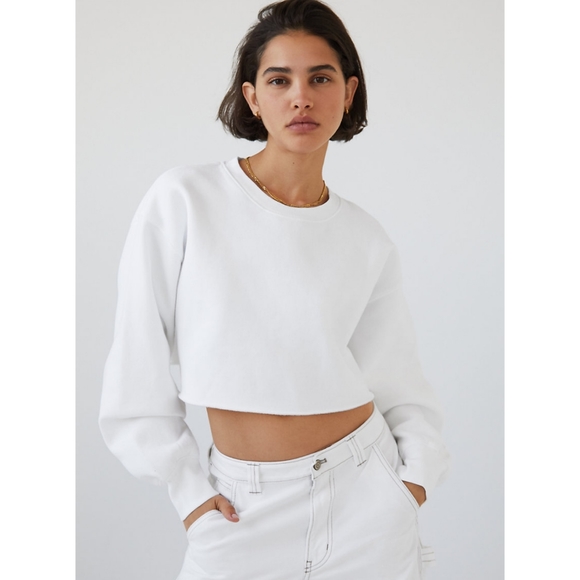 Brand New - Aritzia - TNA Cozy Fleece Boyfriend Cropped Sweatshirt - Picture 1 of 10